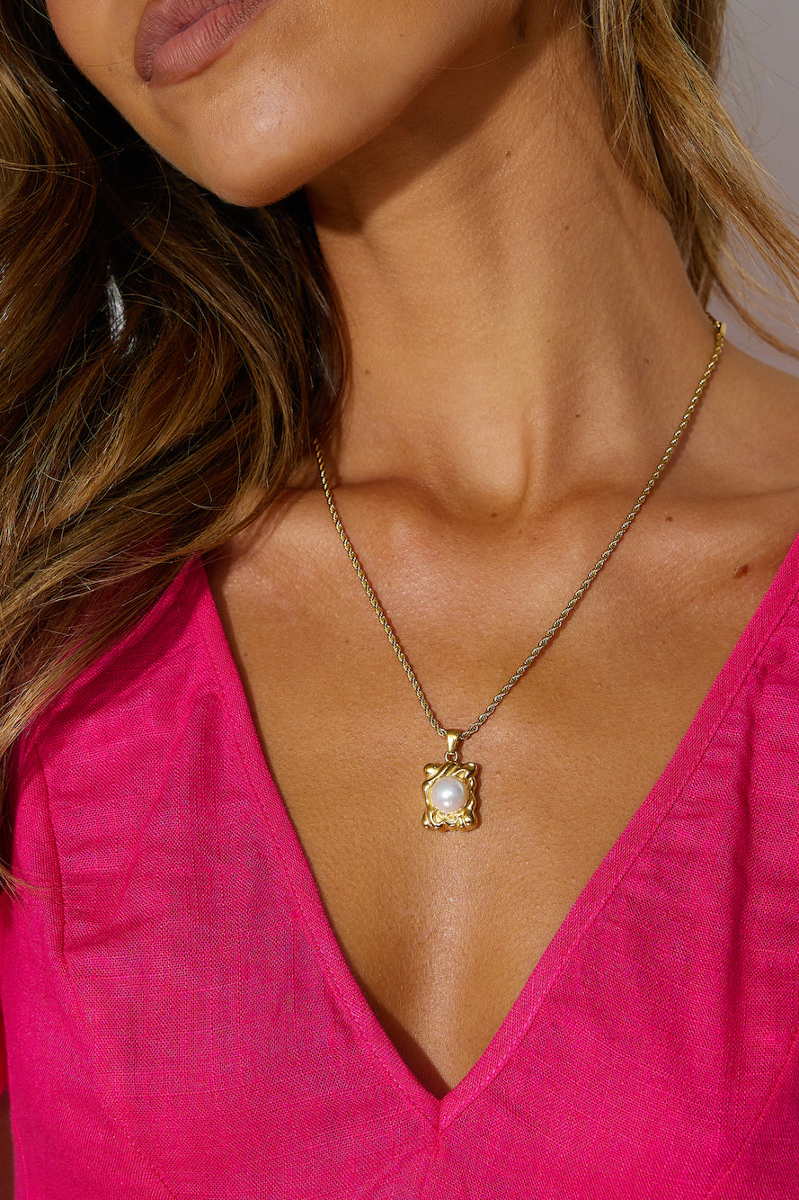 18 Karat Gold Vintage Love Necklace Jasmine's Boutique Australia