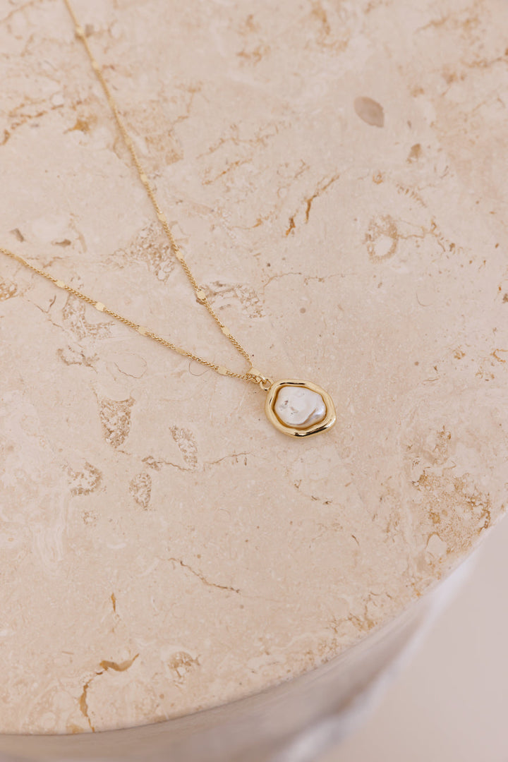 Unique necklace with pearls, 18-karat gold-plated Jasmine's Boutique Australia