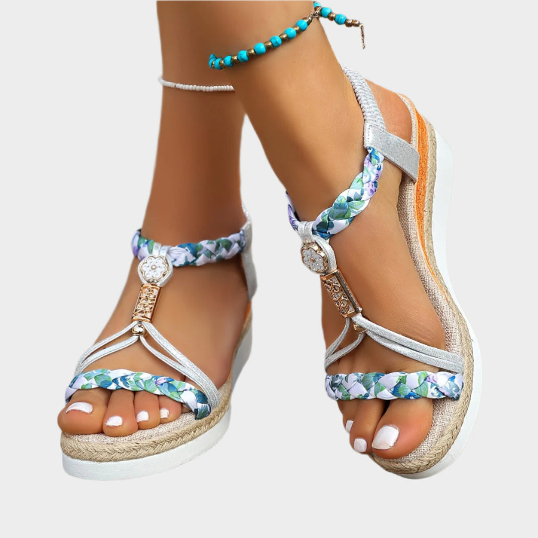 Sandals with Comfortable Sole and Platform Liora Lane Boutique