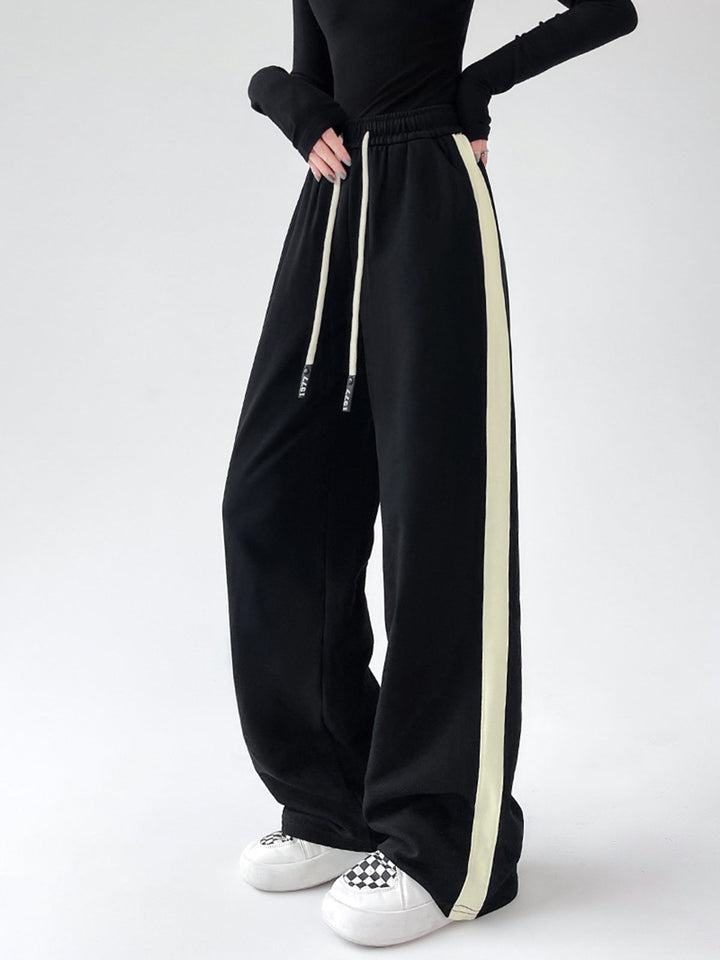 Drawstring Contrast Trim Wide Leg Sweatpants  Liora Lane Boutique Sweatpants