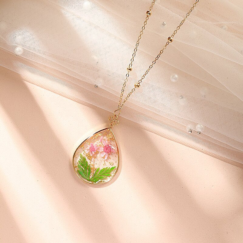 Pressed Resin Flower Necklace - Gold Tulip Leaf & Ferns Jasmine's Boutique Australia