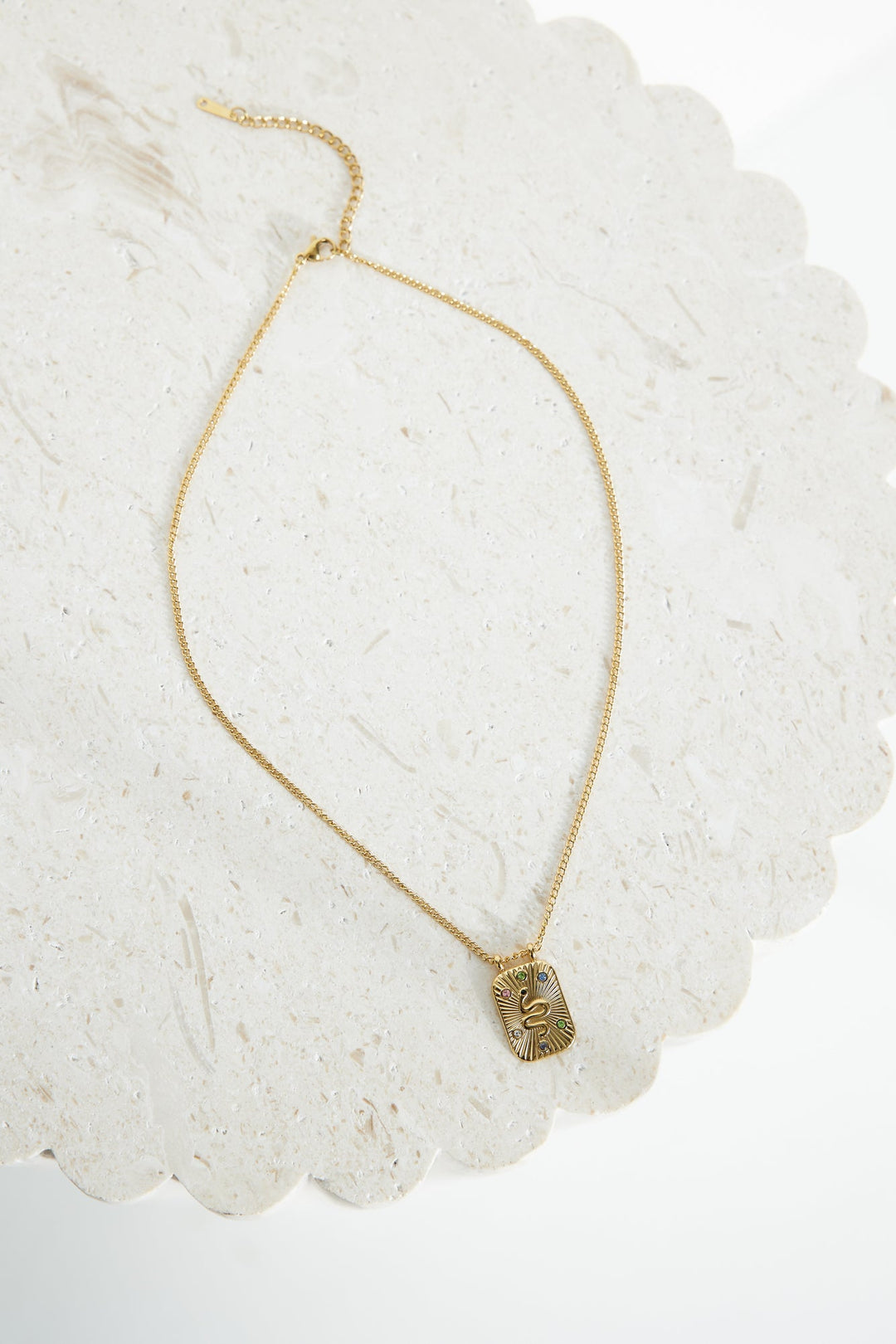 18 Karat Necklace with Shiny Gold Snake Jasmine's Boutique Australia