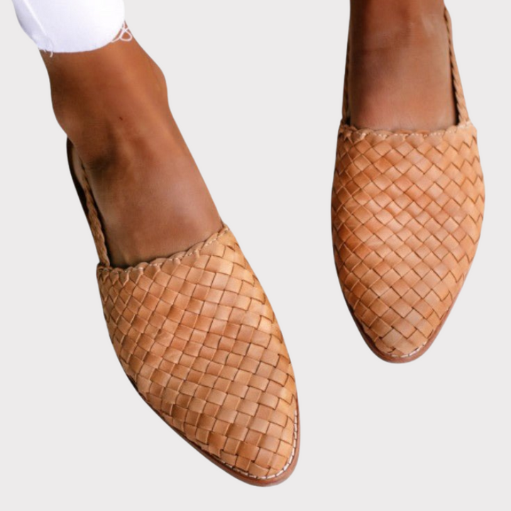 Isadora | Handwoven Pointed Toe Flats Liora Lane Boutique