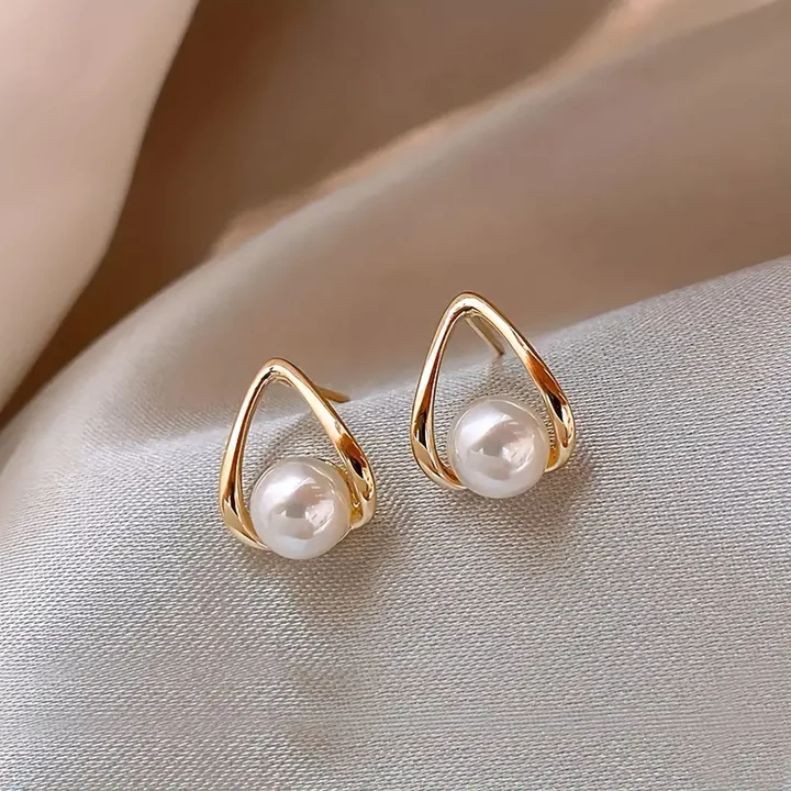 Elegant Hollow Triangle Pearl Earrings Jasmine's Boutique Australia