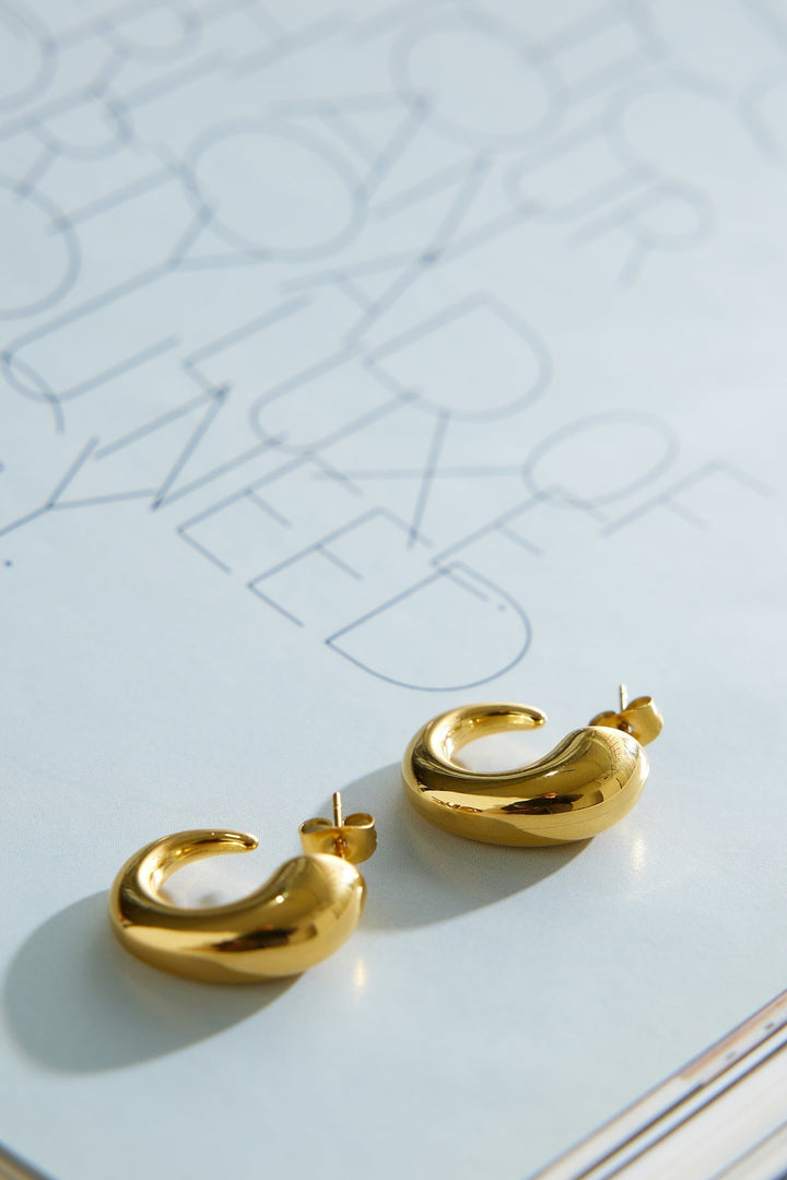 18 Karat Gold-Plated Smooth Elegant Hoop Earrings Jasmine's Boutique Australia