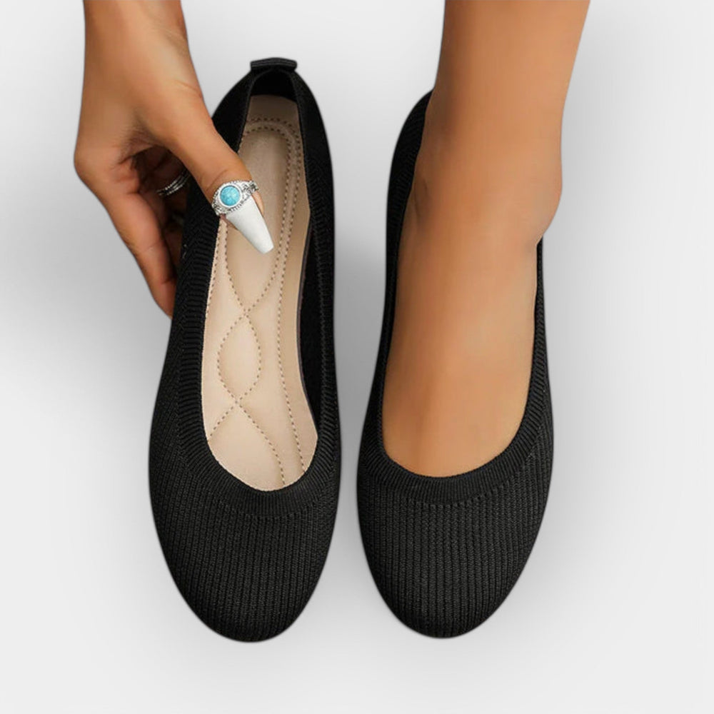 Simple Sandals with Elegant Style Liora Lane Boutique
