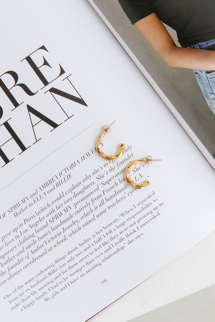 Gold-plated sparkling earrings 18 karats Jasmine's Boutique Australia