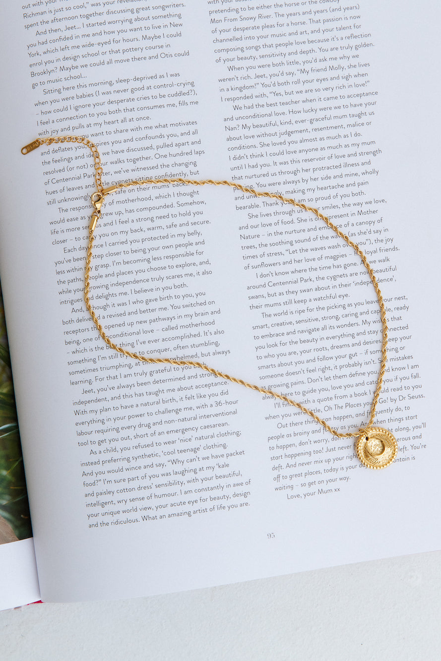 18 Karat Gold Necklace Illusory Lives Jasmine's Boutique Australia