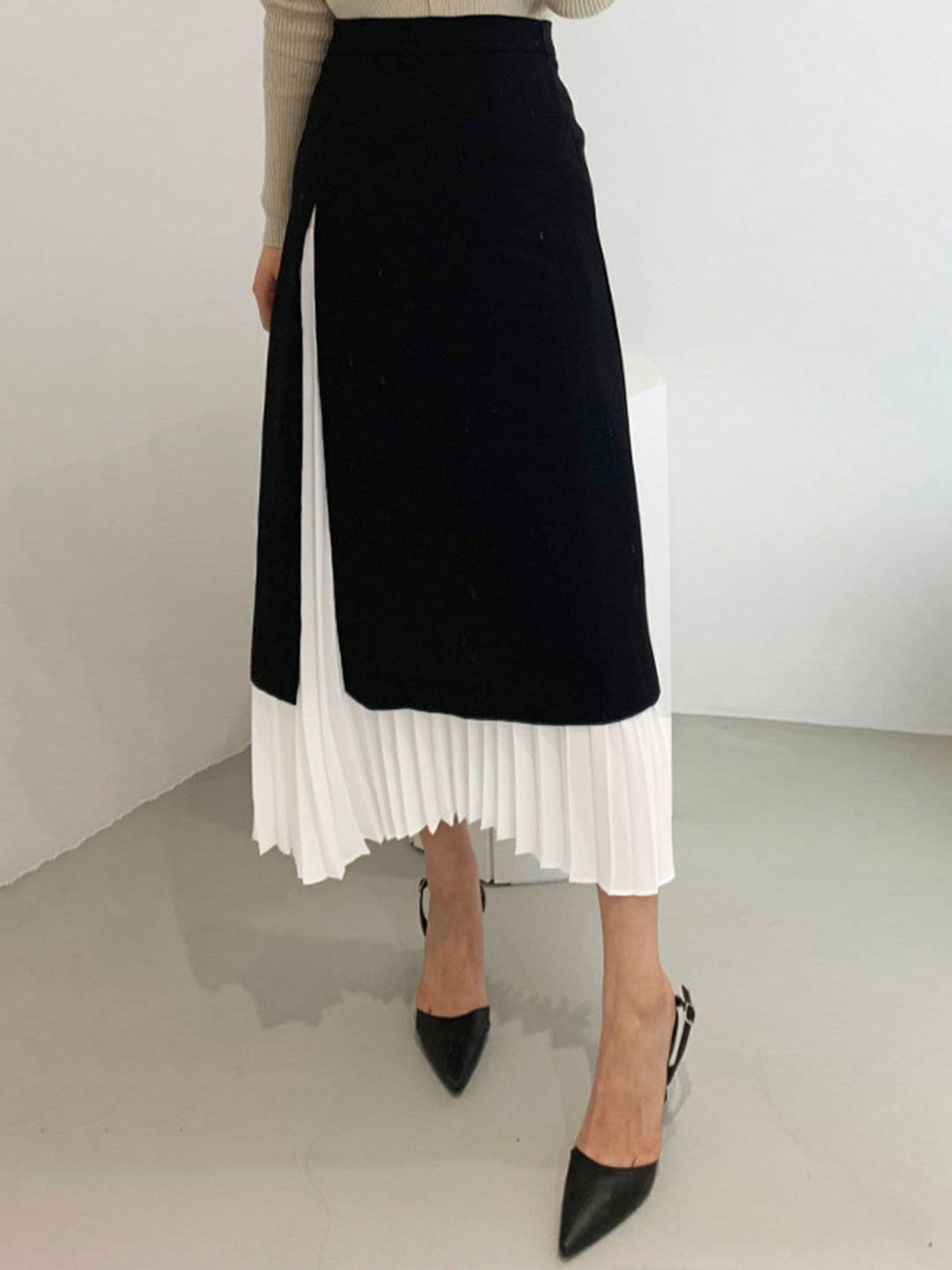 Two Tone Pleated Long Skirt  Liora Lane Boutique Skirts Black / XL 49.00