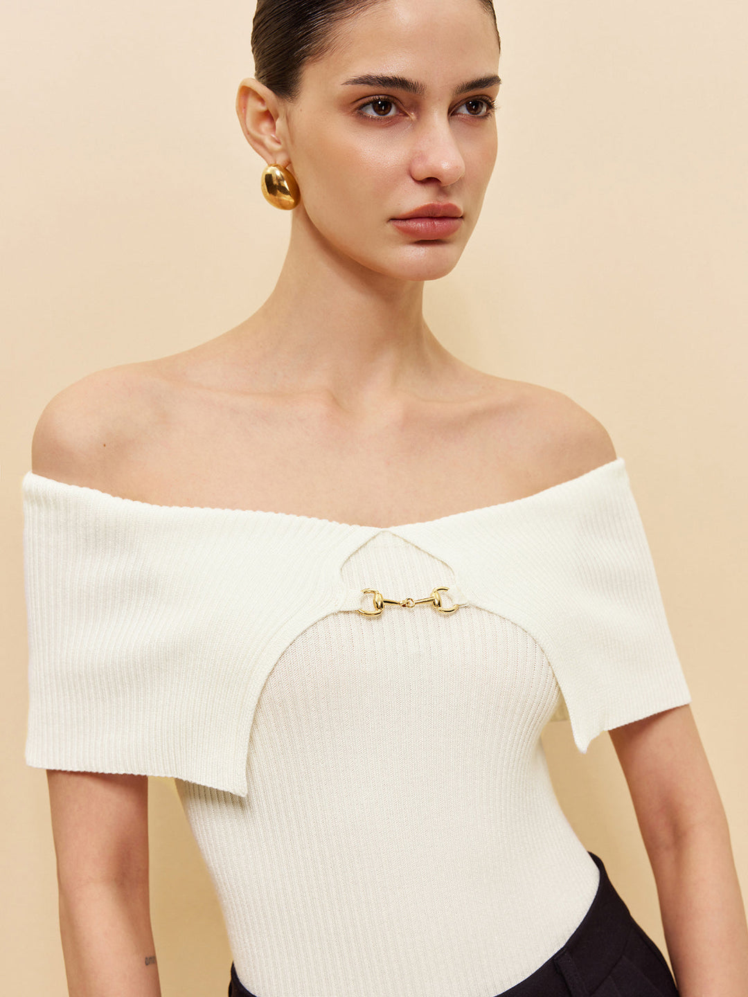 Off-Shoulder Chain Detail Ribbed Knit Top  Liora Lane Boutique Knit Tops White / XL 29.00