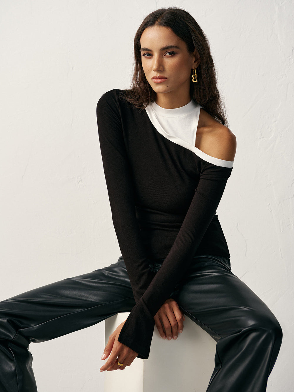 Color Block Asymmetric Cut-Out Long Sleeve T-Shirt  Liora Lane Boutique T-Shirts