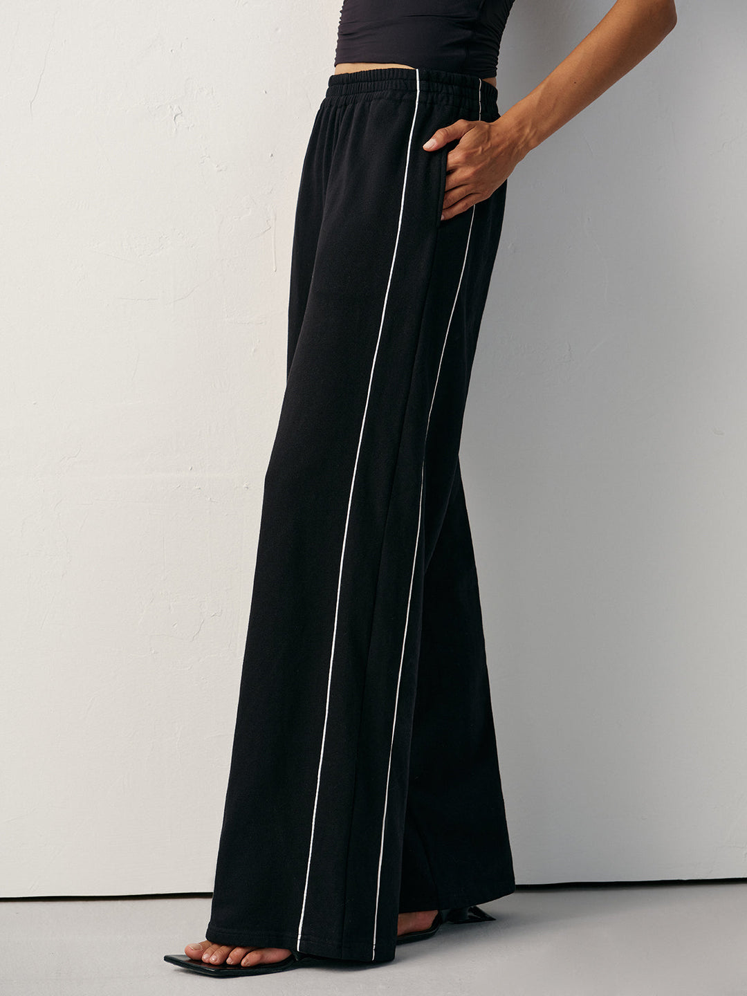 Cotton Blend Mid-Waist Side Stripe Sweatpants  Liora Lane Boutique Sweatpants Black / XL 62.00