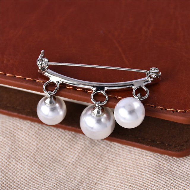 Vintage Pearl Brooch in Gold and Silver Jasmine's Boutique Australia