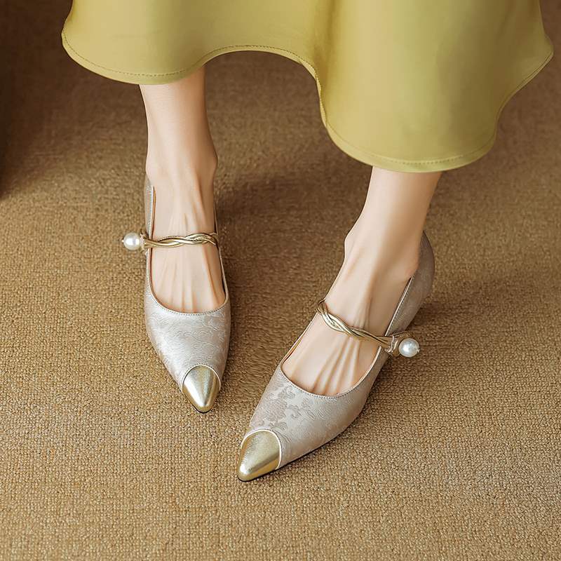 Savana Kitten Heels  Liora Lane Boutique