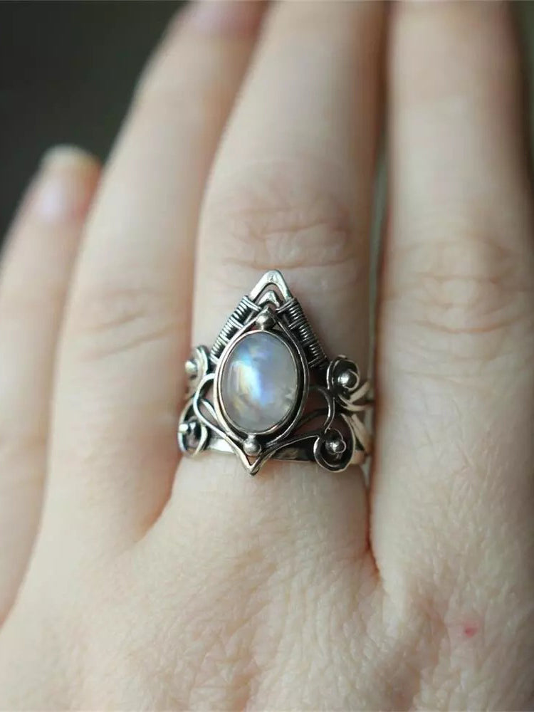 Vintage Moonstone Ring Jasmine's Boutique Australia