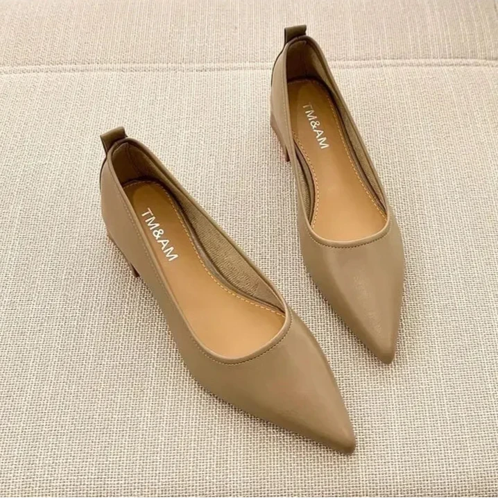 Gloret Pumps  Liora Lane Boutique