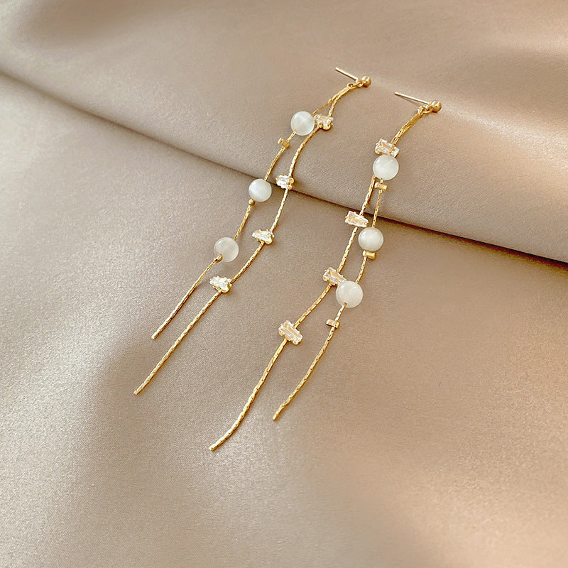 Pearl Dangle Earrings in Gold Jasmine's Boutique Australia