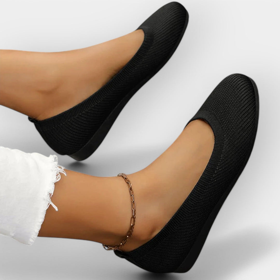 Simple Sandals with Elegant Style Liora Lane Boutique