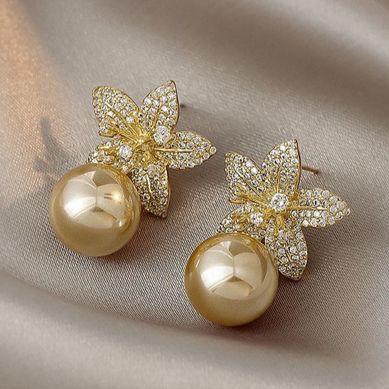 Elegant Daisy Pearl Earrings Jasmine's Boutique Australia
