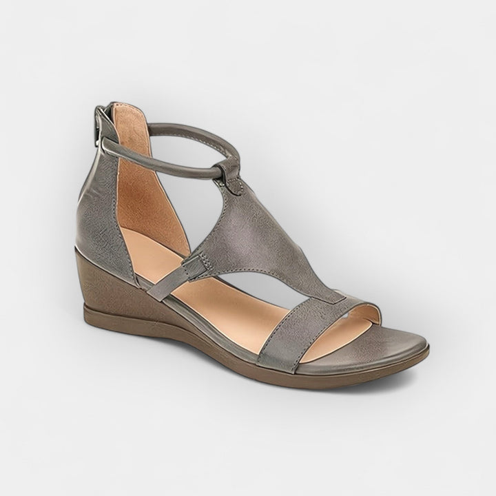 Sandals for All-Day Comfort Liora Lane Boutique